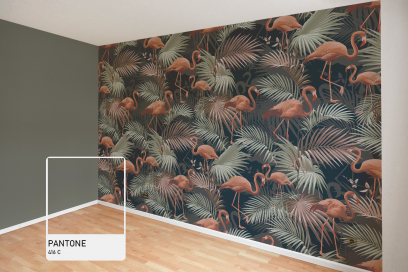 Créez une ambiance tropicale douce avec notre papier peint flamands roses avec grandes feuilles de palmiers